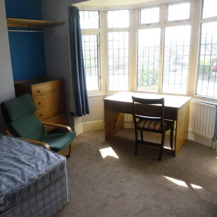 Image 2 - 81 Bournbrook Road, Selly Oak, B29 7BX, United Kingdom - House for rent
