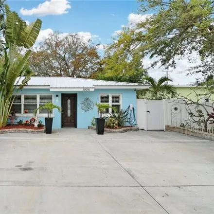 Buy this 3 bed house on 1964 2nd Street North in Indian Rocks Beach, Pinellas County