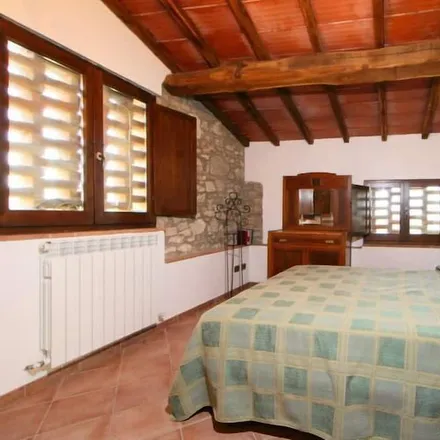 Rent this 2 bed house on Siena