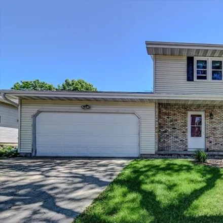 Image 2 - 603 Pheasant Ct, Lodi, Wisconsin, 53555 - House for sale