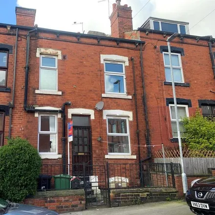 Rent this 2 bed house on S S Stores in 14-16 Chichester Street, Leeds