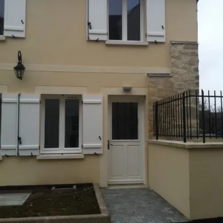 Image 2 - 19 Place Alfred Bourgeois, 60820 Boran-sur-Oise, France - Apartment for rent