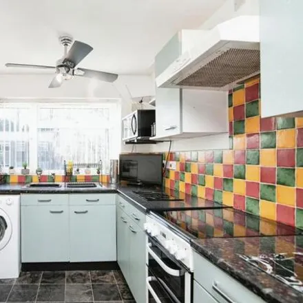 Image 8 - Clent Way, Woodgate, B32 4NL, United Kingdom - Apartment for sale