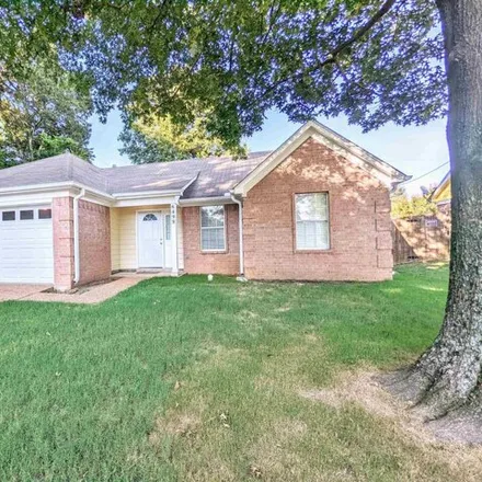 Rent this 3 bed house on 6410 Glastonburg Lane in Shelby Farms, Memphis