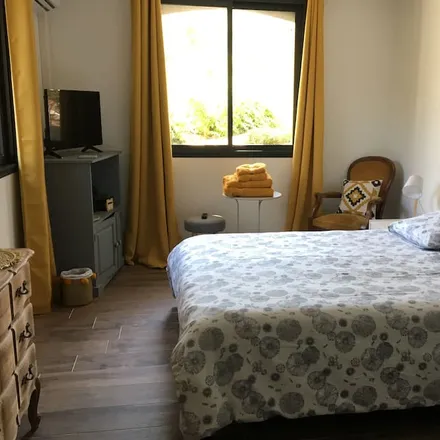 Rent this 1 bed house on 83500 La Seyne-sur-Mer