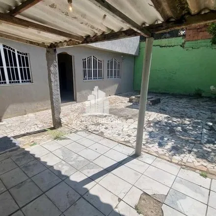 Buy this 3 bed house on Rua Luci Flores in Édson Passos, Mesquita - RJ