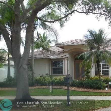 Rent this 4 bed house on 2510 Eagle Run Circle in Weston, FL 33327