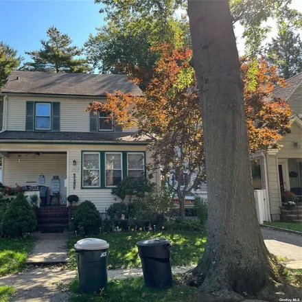 Rent this 2 bed house on 181 Violet Avenue in Village of Floral Park, NY 11001