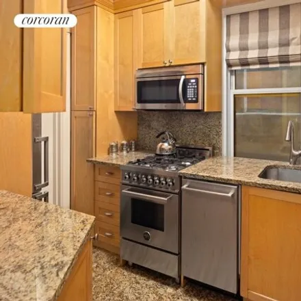 Image 7 - 11 West 69th Street, New York, NY 10023, USA - Apartment for sale