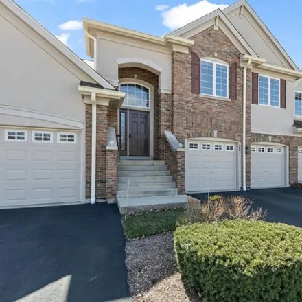 Buy this 3 bed townhouse on 535 Saddlebrook Lane in Vernon Hills, IL 60061