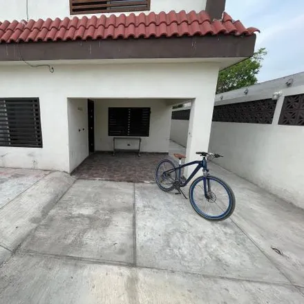Buy this 8 bed house on Calle Modesto Arreola in Lázaro Cárdenas, 67450 Cadereyta Jiménez
