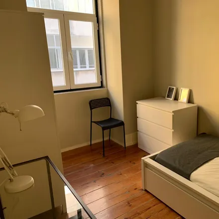 Rent this 6 bed room on Rua Cidade da Horta 37-41 in 1000-101 Lisbon, Portugal