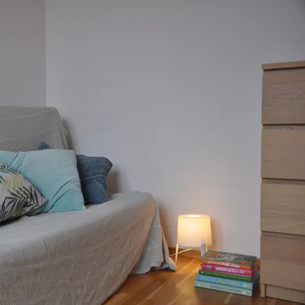 Rent this 3 bed room on Przyjaźni 38k in 53-030 Wrocław, Poland