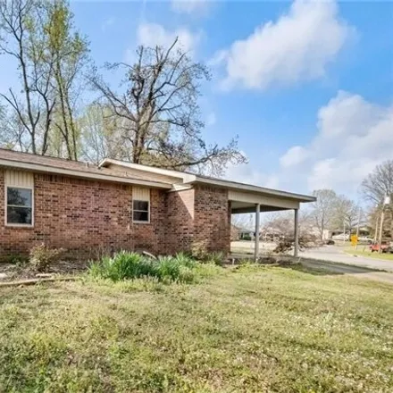 Image 2 - 1407 N St, Barling, Arkansas, 72923 - House for sale