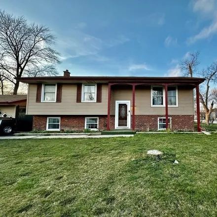 Buy this 3 bed house on 3rd Avenue in Addison Township, IL 60106