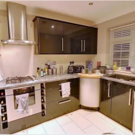 Rent this 1 bed room on Linden Avenue in London, HA4 8UA