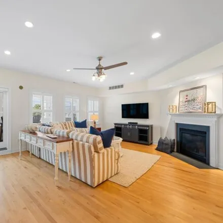 Image 5 - 188 25th Street, Avalon, Cape May County, NJ 08202, USA - Townhouse for sale