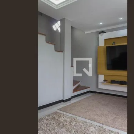 Rent this 3 bed house on Rua dos Alpes in Taboão, São Bernardo do Campo - SP