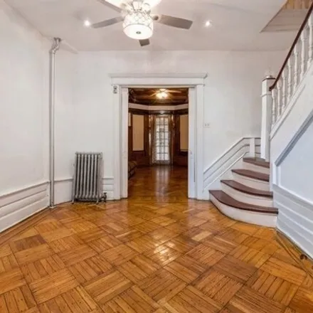 Image 6 - 292 Brooklyn Avenue, New York, NY 11213, USA - Townhouse for sale
