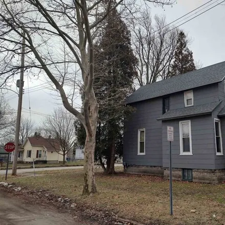 Image 3 - 327 West Clara Street, Bay City, MI 48706, USA - House for sale