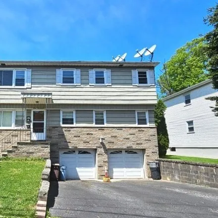 Rent this 3 bed house on 315 Trotting Road in Union, NJ 07083