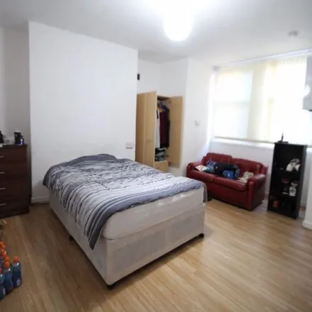 Rent this 3 bed house on 33-41 Brudenell Road in Leeds, LS6 1HA