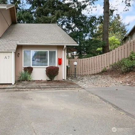 Buy this 1 bed condo on 2300 9th Avenue Southwest in Olympia, WA 98502