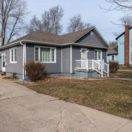 Buy this 3 bed house on 701 Sycamore Street in Tipton, IA 52772