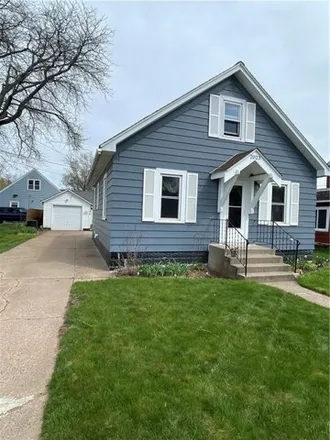 Buy this 3 bed house on 991 Maple Street in Eau Claire, WI 54703