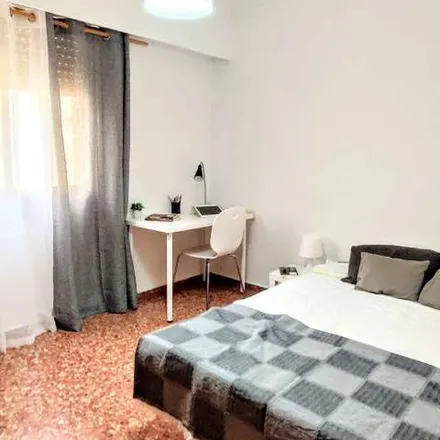 Rent this 5 bed apartment on Calle de Isaac Peral in 46100 Burjassot, Spain