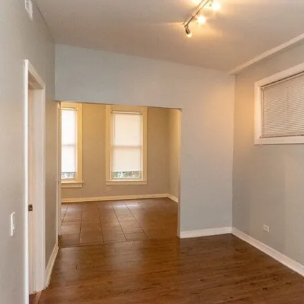 Image 7 - 3513 West Dickens Avenue, Chicago, IL 60647, USA - House for rent