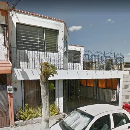 Image 2 - Calle Lucio Marmolejo 135, Zona De Oro, 38020 Celaya, GUA, Mexico - House for sale