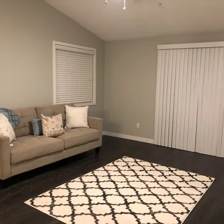 Rent this 1 bed apartment on Bellevue