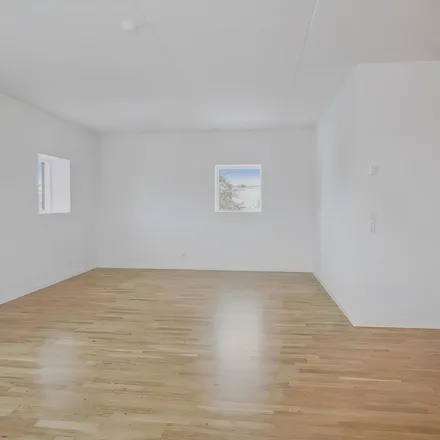 Rent this 3 bed apartment on Vibekevej 7E in 3400 Hillerød, Denmark