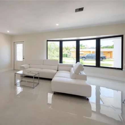 Image 4 - 4700 McKinley Street, West Hollywood, Hollywood, FL 33021, USA - House for rent