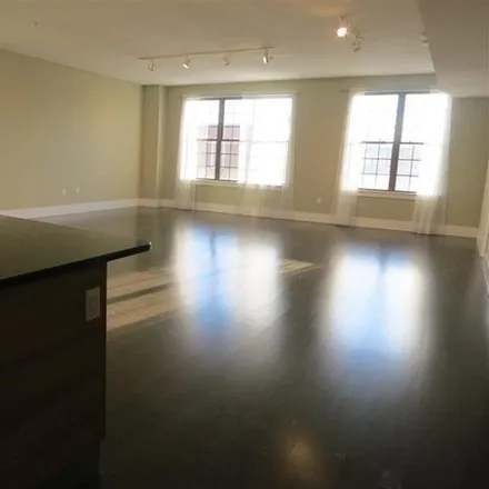 Image 4 - Signal Building, 154 West Second Street, Boston, MA 02127, USA - Apartment for rent