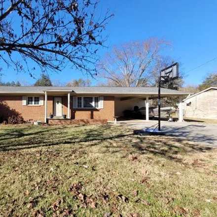 Buy this 4 bed house on 543 Riverside Drive in Clinton, TN 37716