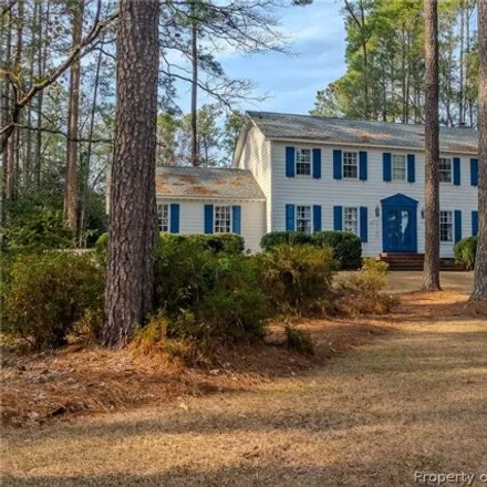 Image 3 - 512 Hilliard Drive, Country Club North, Fayetteville, NC 28311, USA - House for sale