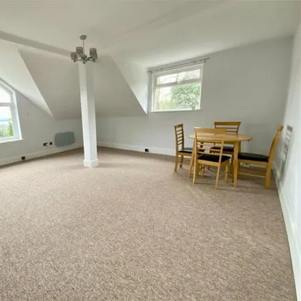 Image 5 - Middle Warberry Road, Torquay, TQ1 1RP, United Kingdom - Apartment for sale