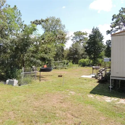 Image 4 - 13185 Southeast 21st Place, Levy County, FL 32668, USA - House for sale