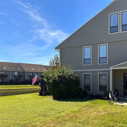 Buy this 1 bed condo on 100 Daly Boulevard in Oceanside, NY 11572