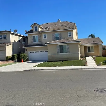 Rent this 5 bed house on 13301 Wooden Gate Way in California, 92880