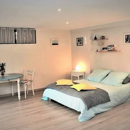 Image 1 - 85180 Les Sables-d'Olonne, France - Apartment for rent