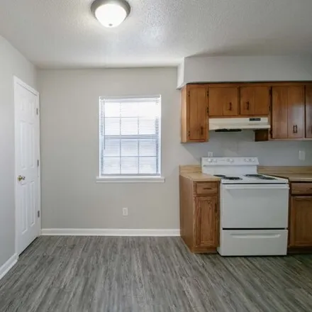 Image 3 - 475 Thompsonville Lane, Oak Grove, Christian County, KY 42262, USA - Apartment for rent