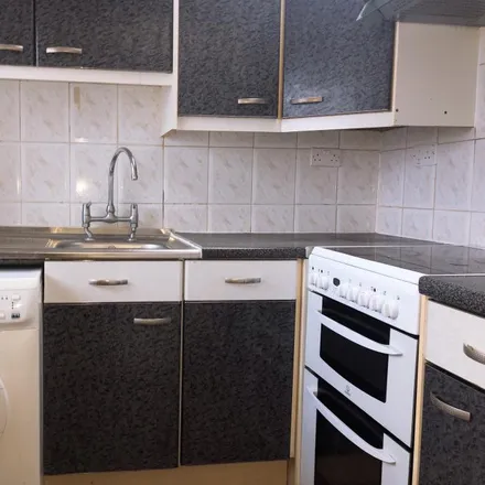 Rent this 2 bed apartment on Marvell Avenue in London, UB4 0QN