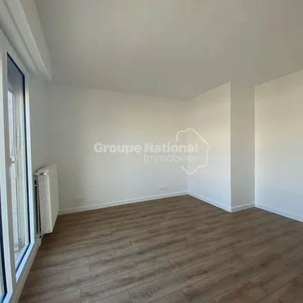 Image 3 - Versailles, Yvelines, France - Apartment for rent