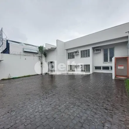 Buy this studio house on Rua Oscar Gomes Moreira Junior in Tubalina, Uberlândia - MG