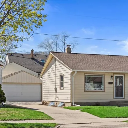 Buy this 3 bed house on 1239 South 92nd Street in West Allis, WI 53214