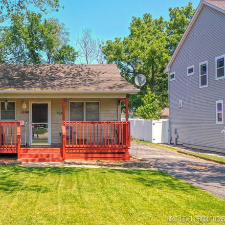 Rent this 2 bed house on 1108 Saylor Street in Downers Grove, IL 60516