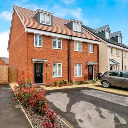 Image 1 - unnamed road, Houghton Regis, LU5 6RQ, United Kingdom - Townhouse for sale
